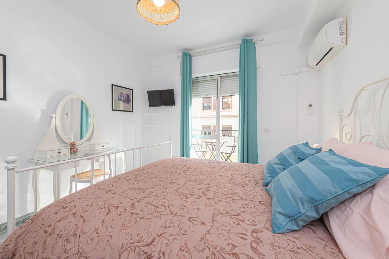 Wintowinrentals Ubicacion Fabulosa, Completo Apartamento Con Parking En El Soho De Málaga Eksteriør billede