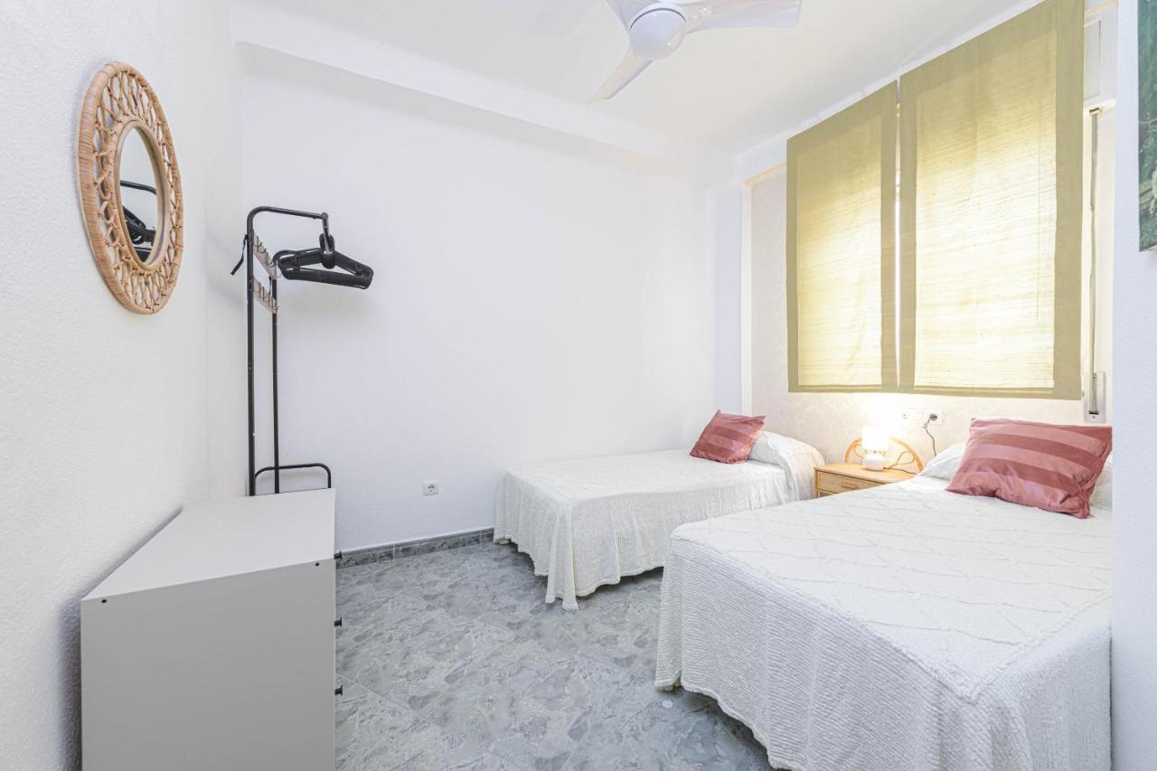 Wintowinrentals Ubicacion Fabulosa, Completo Apartamento Con Parking En El Soho De Málaga Eksteriør billede