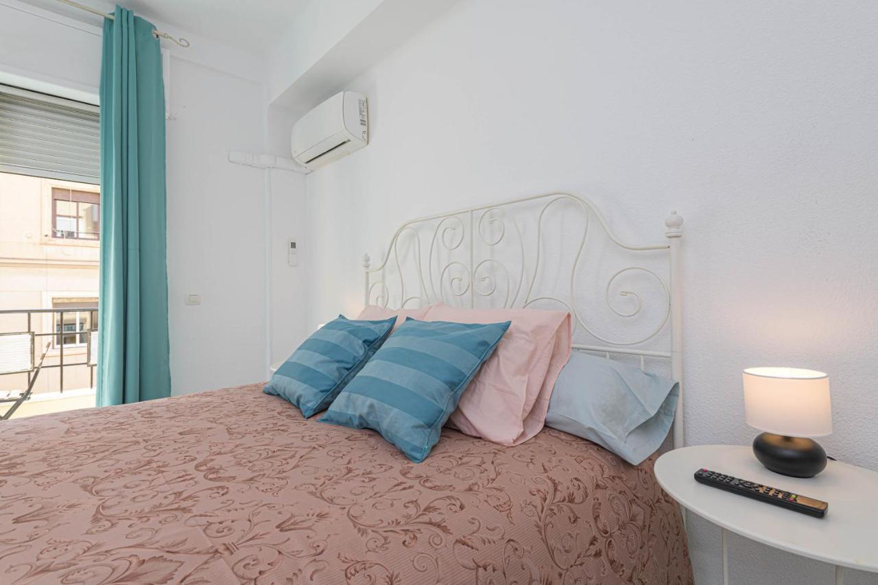 Wintowinrentals Ubicacion Fabulosa, Completo Apartamento Con Parking En El Soho De Málaga Eksteriør billede
